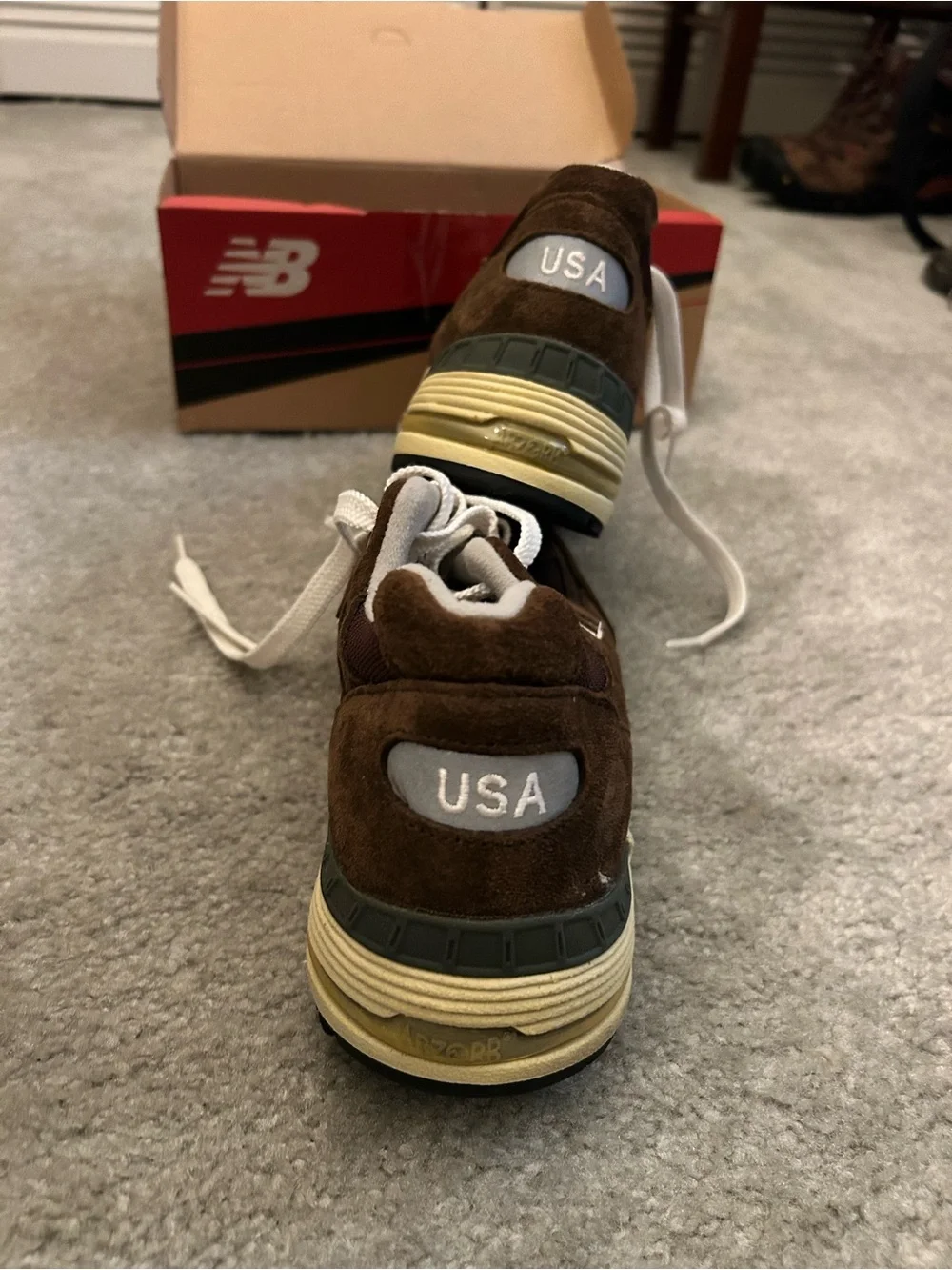 New Balance Mens Brown and White Suede Mesh Sneakers